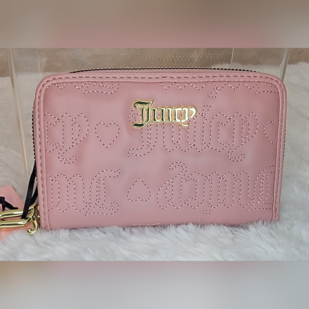 NWT Juicy Couture Quilted Taffy Puff Multi Compartment Bifold Wallet